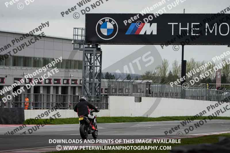 donington no limits trackday;donington park photographs;donington trackday photographs;no limits trackdays;peter wileman photography;trackday digital images;trackday photos